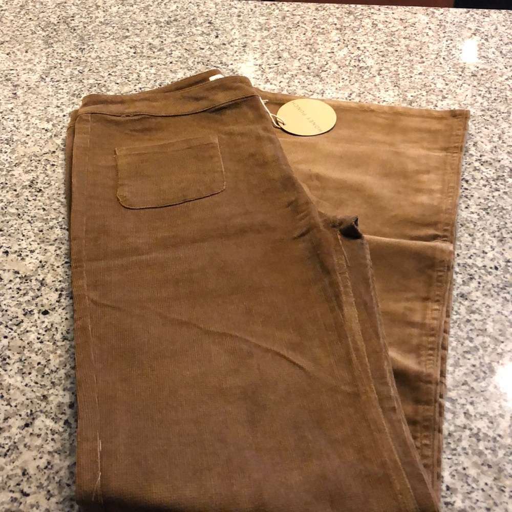 🌸NWT Honey Punch corduroy pant🌸